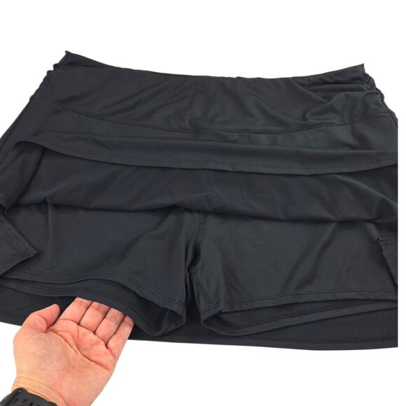 Mountain Hardwear | Black Skort with Side Slits | Size XL - Picture 2 of 5